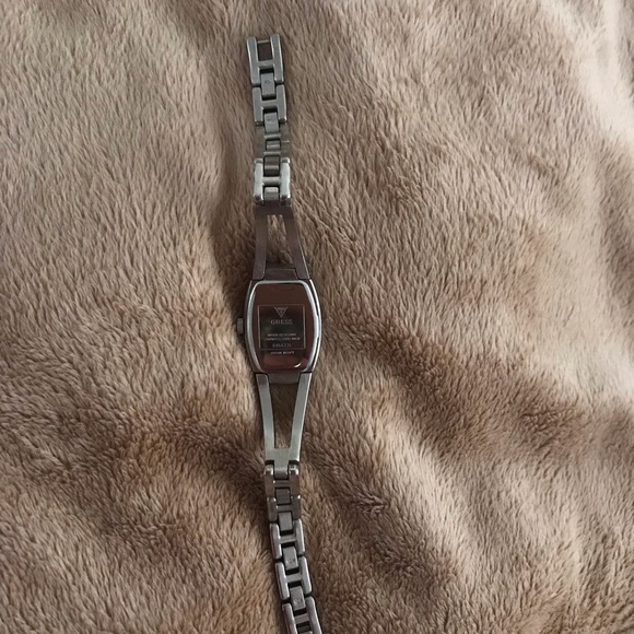 Guess watch - Picture 2 of 5